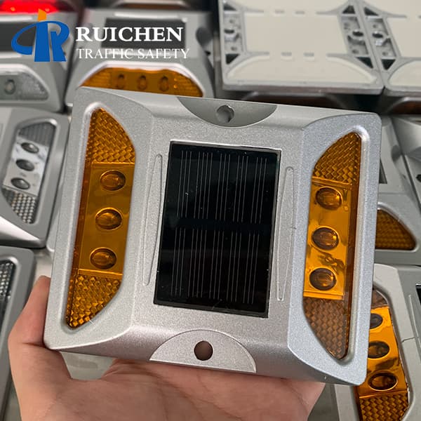 <h3>waterproof led road stud for sale--RUICHEN Solar road studs </h3>
